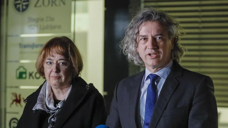 Fotografija: V Gibanju Svoboda pravijo, da je naslednik Mirte Koželj (na fotografiji levo) že izbran, imena pa ne želijo razkriti. FOTO: Jože Suhadolnik/Delo