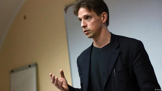 Vjačeslav Lihačov: &raquo;Pri vseh teh dilemah, kdo govori resnico, obstaja med Ukrajino in Rusijo pomembna razlika &ndash; v Ukrajino imajo mednarodni preiskovalci vstop, v Rusijo ne.&laquo; FOTO: osebni arhiv
