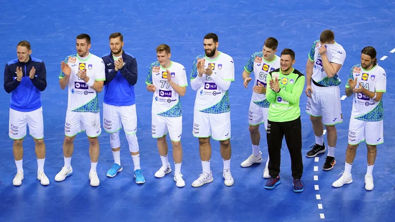Fotografija: Slovenska reprezentanca v Krakovu. Foto Tomasz Markowski/Reuters