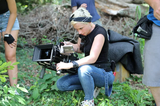 Halyna Hutchins je umrla 21. oktobra leta 2021 na prizorišču snemanja filma Rust, pri katerem je sodelovala kot direktorica fotografije. FOTO: Reuters
