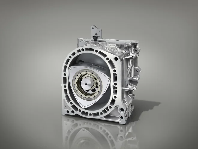Mazda po svoje obuja rotacijski motor, ki ga imajo za nekakšno dediščino. FOTO: Mazda
