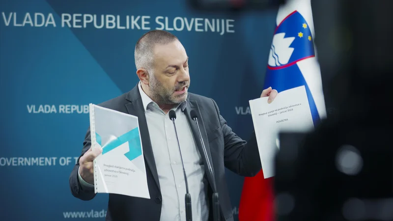 Fotografija: Žal nimamo nadzora nad tokom denarja v zdravstvu, je dejal minister za zdravje. FOTO: Jože Suhadolnik/Delo
