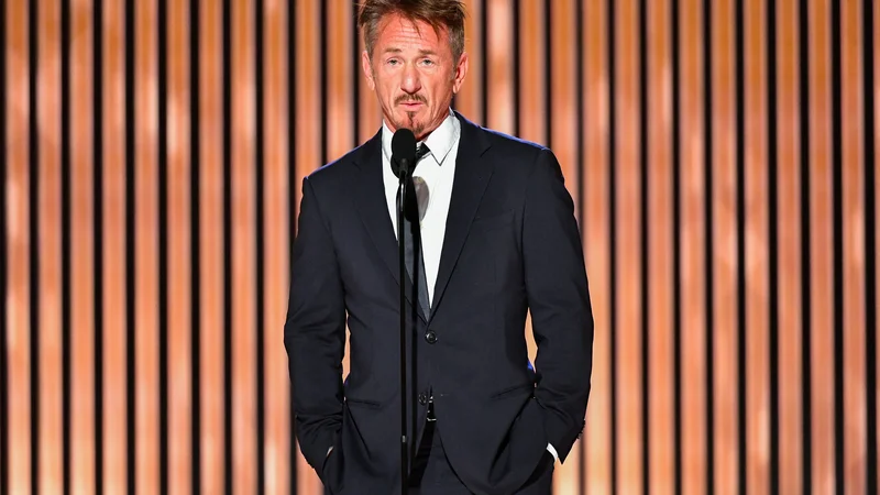 Fotografija: Sean Penn na 80. podelitvi zlatih globusov. FOTO: Earl Gibson for The HFPA via Reuters