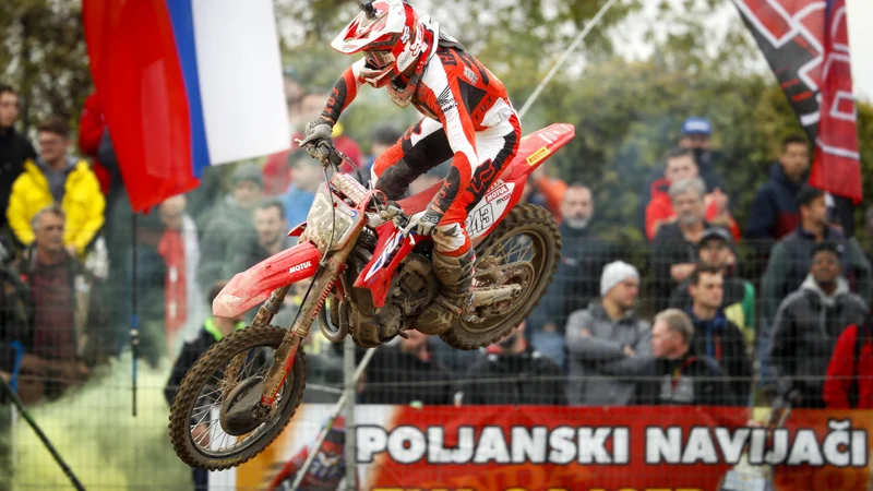 Tim Gajser bo še naprej razveseljeval navijače v tujini. Domače dirke še ne bo dočakal kmalu. Foto Matej Družnik
