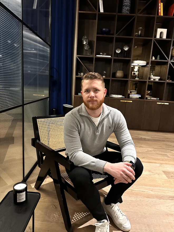 Danes dela kot vodja trga za Veliko Britanijo v mednarodnem informacijskem podjetju, ki deluje na področju digitalne transformacije zdravstva. FOTO: osebni arhiv
