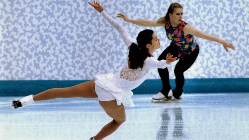 Fotografija: Nancy in Tonya na ledu v olimpijskem Lillehammerju leta 1994. FOTO: Reuters Connect
