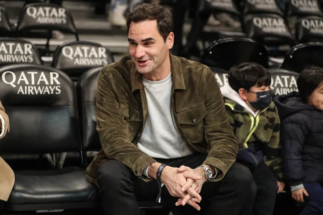 »Imel sem enkratno priložnost, da sodelujem z rojakom in uveljavljenim umetnikom Ugom Rondinonom in da odkrijem umetnost na še višji ravni,« je o umetniškem projektu zapisal Roger Federer. FOTO: Wendell Cruz Usa Today Sports