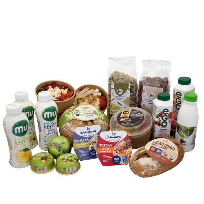 Izbor nagrajenih živil, ki so na tržišče prišla lani. FOTO: Inštitut za nutricionistiko

