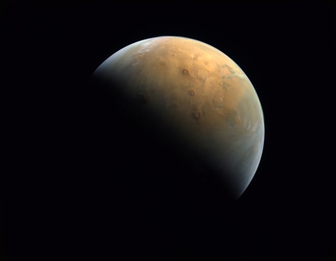 Sonda Upanje je tako 10. februarja 2021 slikala Mars. FOTO: Reuters
