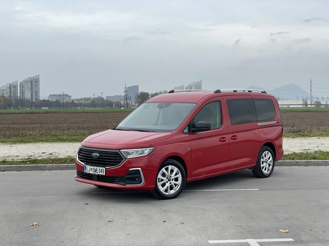 Nova generacija Fordovih connectov je nastala v sodelovanju s Volkswagnom. FOTO: Blaž Kondža