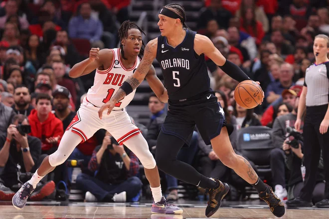 Brez zmage so še četrtič zaporedoma ostali Chicago Bulls Gorana Dragića, ki so tokrat doma z 91:100 klonili proti Orlando Magic. FOTO: AFP
