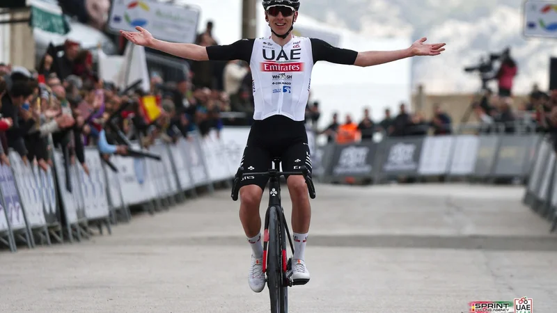Fotografija: Tadej Pogačar je slavil zmago na 1. etapi dirke po Andaluziji. Foto Sprintcycling/uae Emirates