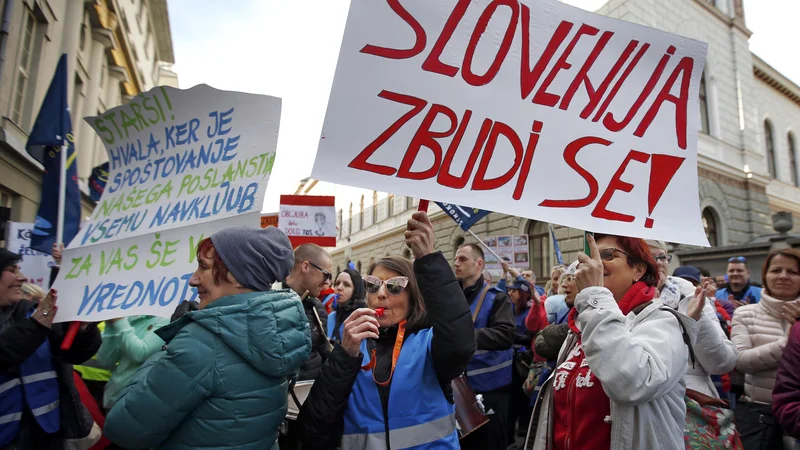 V Svizu ne izključujejo možnosti novega stavkovnega dne splošne stavke. FOTO: Matej Družnik/Delo