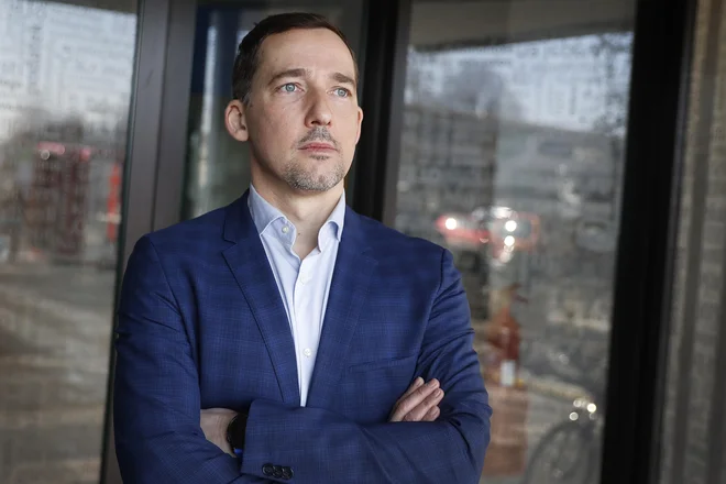 Denis Mancevič​&nbsp;je v profesionalni karieri deloval v diplomaciji (v letih 2009&ndash;2014 je bil ekonomski svetovalec na slovenskem veleposlaništvu v Moskvi) in gospodarstvu. ​FOTO: Leon Vidic/Delo
