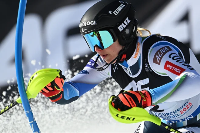 Ana Bucik je bila najmočnejše orožje Slovenk na zadnji ženski preizkušnji v Meribelu, a se ji lov za kolajno na drugi progi ni izšel  FOTO: Antonio Bronić/Reuters
