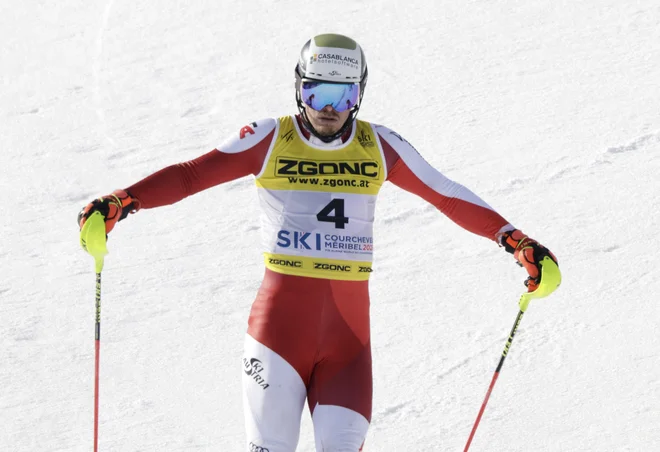 Manuel Feller se je zlomil pod pritiskom. FOTO: Leonhard Foeger/ Reuters
