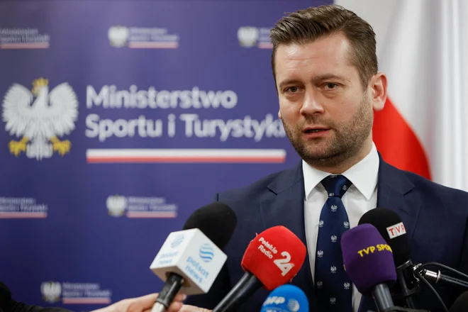 Polajski minister za šport in turizem je dal vedeti, da Poljska svojih športnikov ne bo poslala na olimpijske igre v Pariz, če bosta tam lahko nastopili Rusija in Belorusija. FOTO: Kuba Stezycki/Reuters
