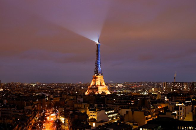 Eifflov stolp v Parizu. FOTO: Sarah Meyssonnier/Reuters
