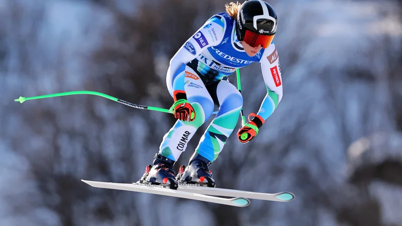 Ilka Štuhec med nastopom na smuku letošnjega svetovnega prvenstva v Meribelu. FOTO: Denis Balibouse/Reuters
