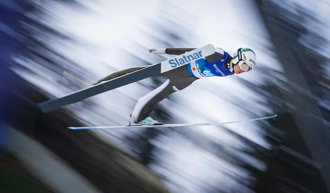 Anže Lanišek je opravil prvi skok za šesto mesto. FOTO: Matej Družnik
