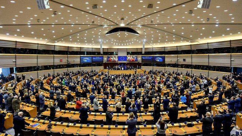 Fotografija: Evropski parlament pretresajo korupcijski škandali. FOTO: Eric Vidal Via Reuters

