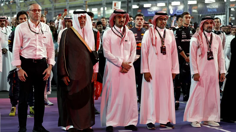 Stefano Domenicali (levo) je F1 pripeljal v Savdsko Arabijo. FOTO:&nbsp;Hamad I Mohammed/Reuters
