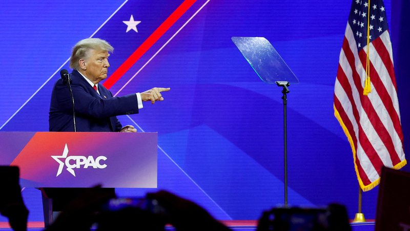 Fotografija: Nekdanji ameriški predsednik Donald Trump na republikanski konvenciji v Marylandu. FOTO: Evelyn Hockstein/Reuters
