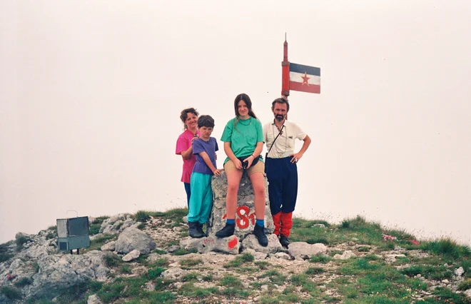 &raquo;Upam, da bo moj film vsaj nekoliko pomagal pri procesih soočanja s pretekostjo,&laquo; je dejala Nataša Urban. FOTO: Promocijsko gradivo
