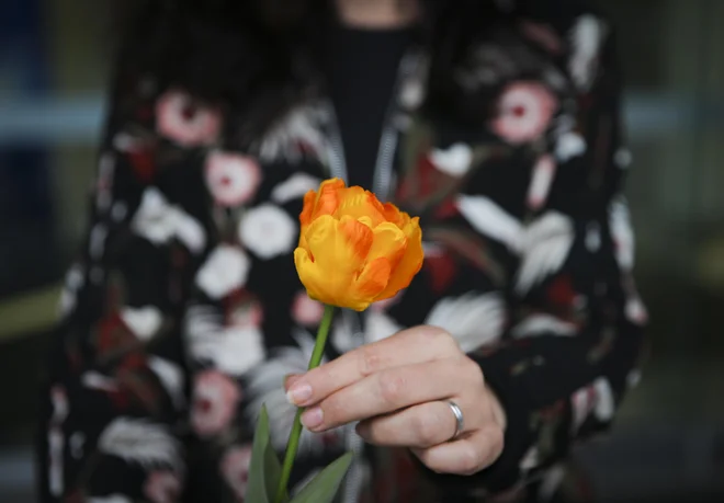 Ženske, ki izstopajo, so pogosto tarča seksističnih izpadov. FOTO: Jože Suhadolnik/Delo
