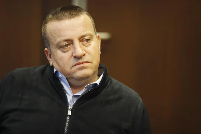 &raquo;Še vedno verjamem, da bomo prišli do konca, ki bo pravičen,&laquo; se nadeja Joc Pečečnik. FOTO: Leon Vidic/Delo
