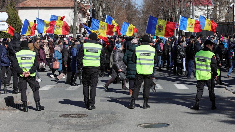 Fotografija: V glavnem mestu Kišinjov se je začel nov protest proti vladi. FOTO: Vladislav Culiomza/Reuters
