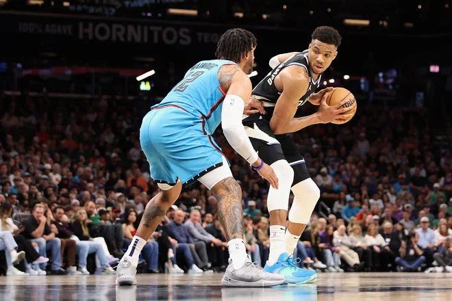 Košarkarji Milwaukee Bucks so si po zmagi proti&nbsp;Phoenix Suns že zagotovili nastop v končnici severnoameriške lige NBA. FOTO:&nbsp;Christian Petersen/AFP
