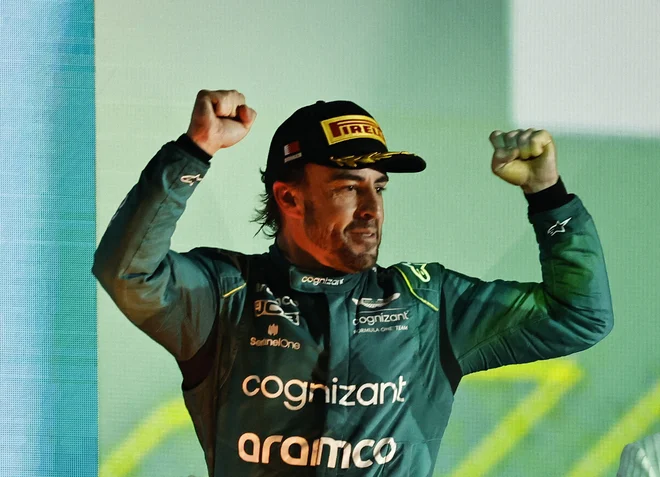 Fernando Alonso je v Bahrajnu najbolj ogrozil Red Bullova aduta. FOTO: Reuters
