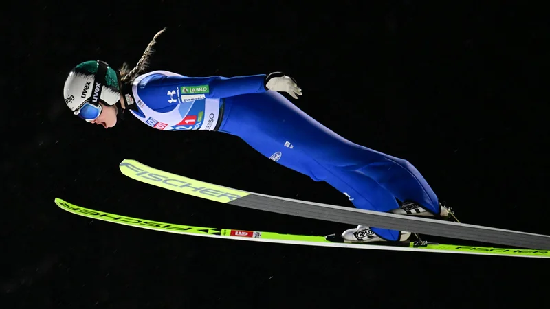 Fotografija: Nika Križnar bo spoznala letalnico v Vikersundu. FOTO: Jure Makovec/AFP
