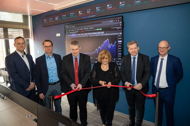 Delovno okolje je povsem primerljvo delovnemu mestu v investicijski banki. FOTO: Ekonomska fakulteta
