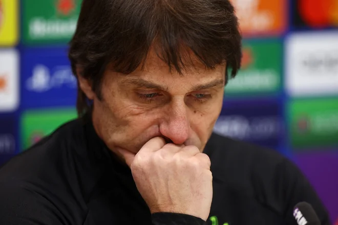 Antonio Conte bo prejel bogato odpravnino. FOTO: Paul Childs/Reuters
