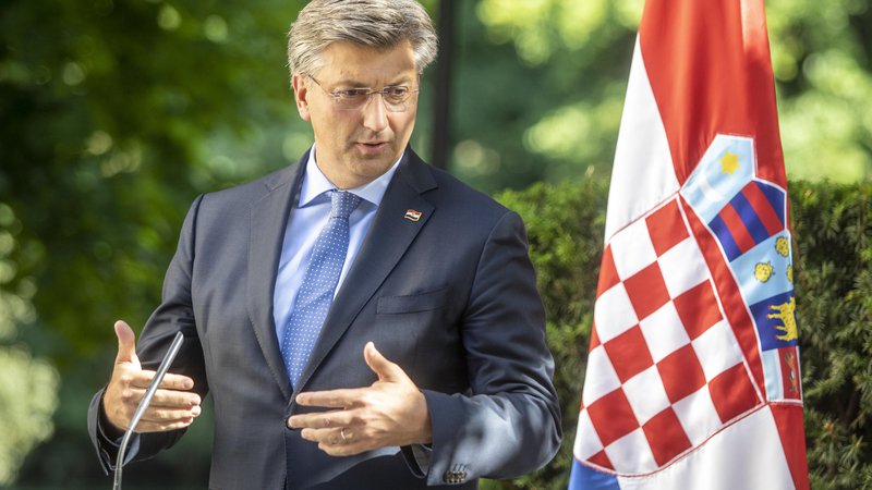 Fotografija: Hrvaški premier Andrej Plenković prihaja na delovni obisk v Slovenijo, kar pomeni, da ni pričakovati pomembnejših rezultatov srečanja.. FOTO: Voranc Vogel/Delo