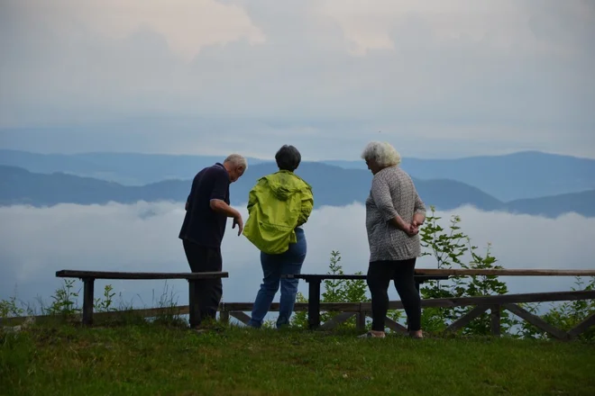 Pot na Rifnik ni prezahtevna, primerna je tudi za najmlajše in malce starejše obiskovalce. FOTO: Turizem Šentjur