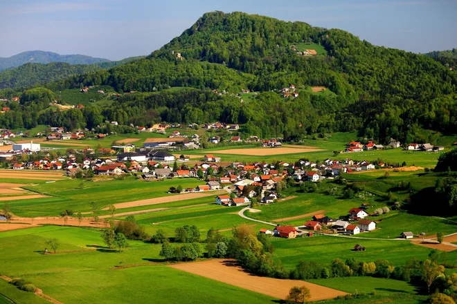 Naravne danosti hriba so ljudem omogočale preživetje tudi v najbolj kritičnih zgodovinskih obdobjih. FOTO: TIC Šentjur