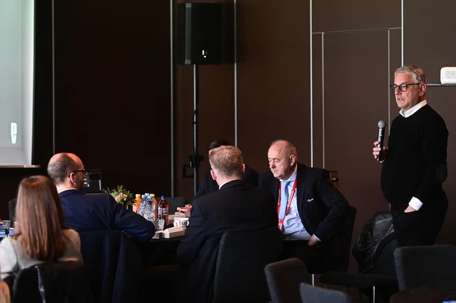 Spregovoril je tudi resorni minister Matjaž Han. FOTO: NZS/M24