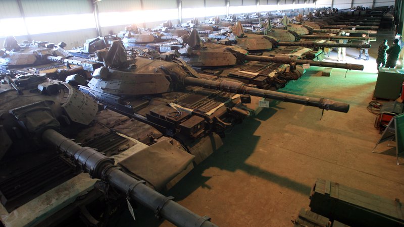 Fotografija: Tanki jugoslovanske izdelave, ki jih je Slovenska vojska prenovila in potem zaradi neuporabe konservirala, bodo Ukrajini še kako prav prišli v prihajajoči ofenzivi. Foto Tomi Lombar