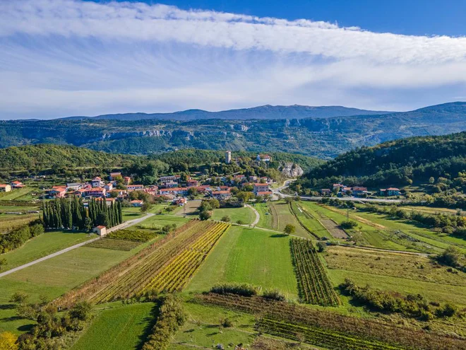 Graditev vodnega zadrževalnika v Kubedu so v preteklosti opustili zaradi pomislekov, povezanih s prepustnostjo tal in negativnim vplivom na okolje. FOTO: Cortyn/Shutterstock
