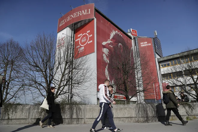 Ob dobičkih, ki jih zavarovalnice ustvarjajo z dopolnilnim zavarovanjem, je podražitev znak izprijenega pohlepa na račun zdravja ljudi. FOTO Leon Vidic/Delo