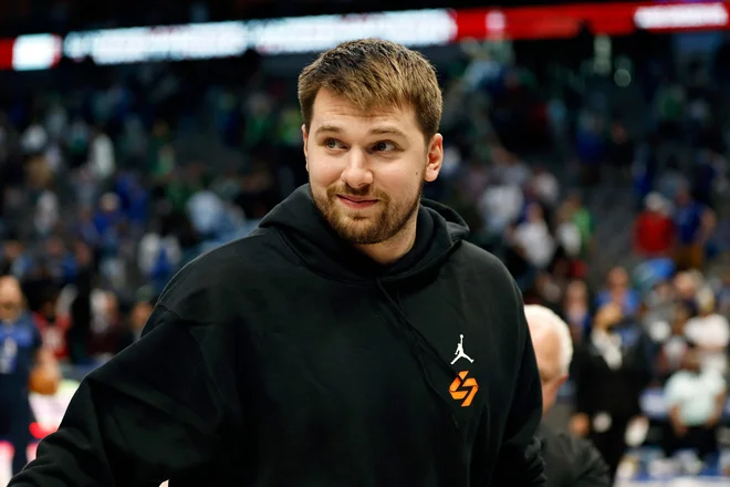 Luka Dončić je tokrat igral le 13 minut. FOTO: Tim Heitman/AFP