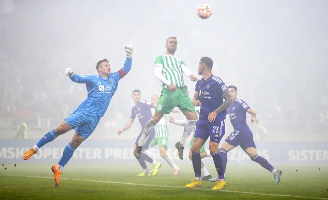 Pol leta je minilo od zadnjega velikega derbija v Stožicah in minimalne zmage Olimpije. FOTO: Matej Družnik/Delo