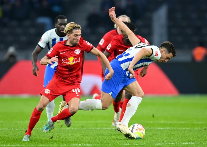 Leipzig je s pomočjo razpoloženega Kevina Kampla na lestvici bundesllige na tretjem mestu ujel berlinski Union. FOTO:  Annegret Hilse/Reuters