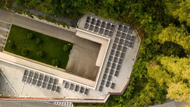 Sončne elektrarne BISOL slovijo po vrhunski zmogljivosti in nizki stopnji degradacije, kar omogoča hitrejše povračilo naložbe in daljšo življenjsko dobo. FOTO: Bisol Group