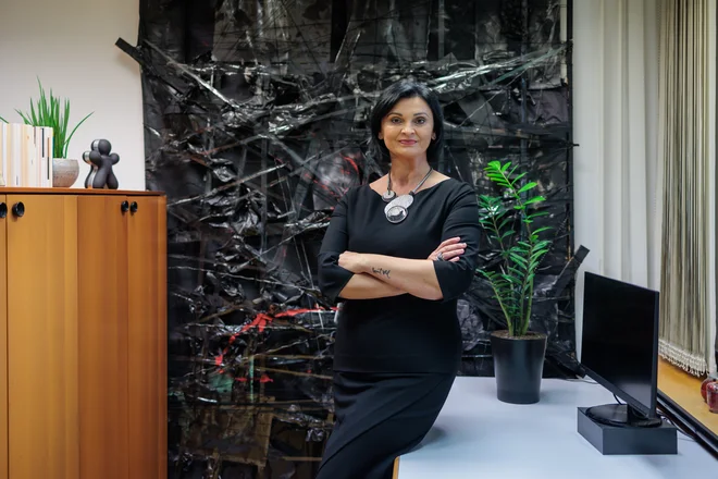 Vodje lahko vzgajajo svoje sodelavce, da prevzamejo odgovornost za lastni karierni razvoj na način, da spodbujajo samoiniciativnost in nenehno učenje, pravi Simona Špilak, lastnica kadrovske agencije BOC Institut. FOTO: Črt Piksi/Delo