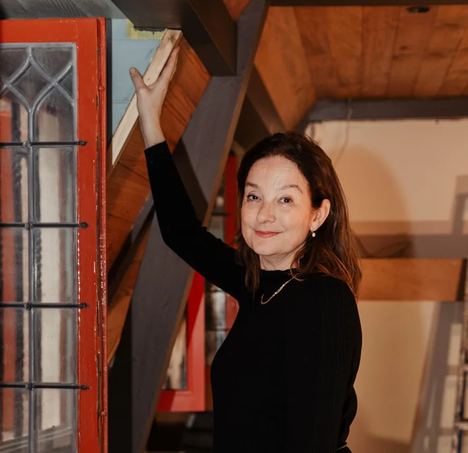 Milou Halbesma upa, da bo razstava v Narodni galeriji nekaj čarobnosti Rembrandtove hiše prenesla tudi v Slovenijo. FOTO: Laura Ponchel