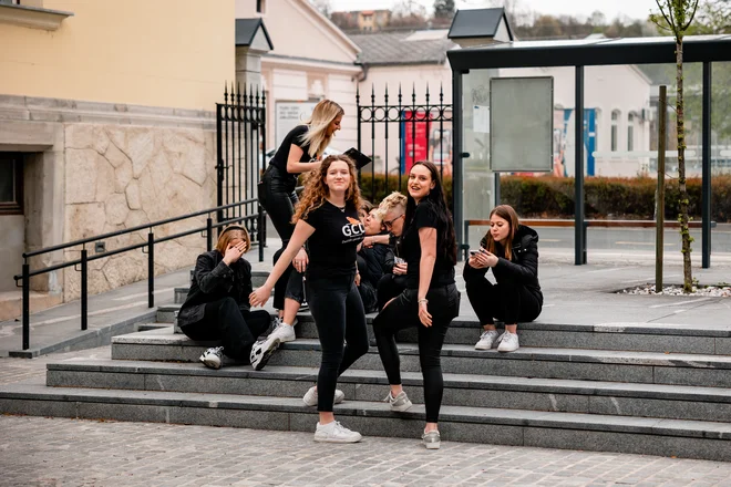 Mladinski pevski festival ima v Celju 77-letno tradicijo, s poudarkom na skupnem petju, druženju mladih in mladostnem veselju. FOTO: Robi Valenti